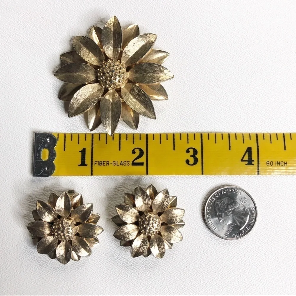 Vintage Sarah Coventry Brooch And Clip On Earring